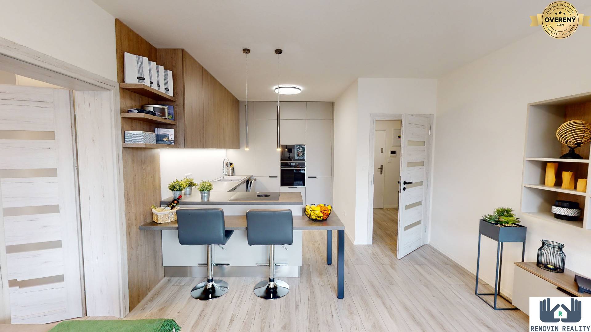 H8 Máte radi slnečné priestory a potrebujete veľa miesta ?