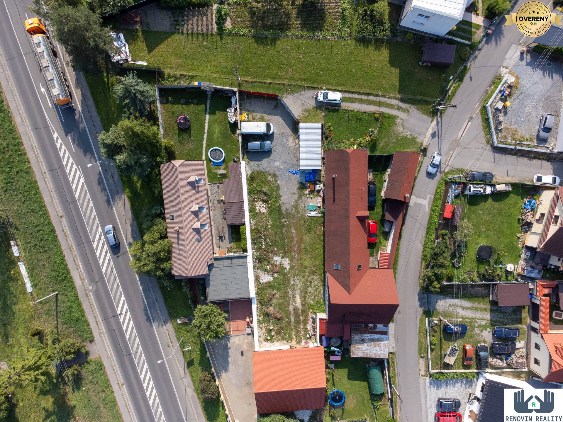 Slnečný pozemok v Môťovej - pripravený pre Váš nový domov