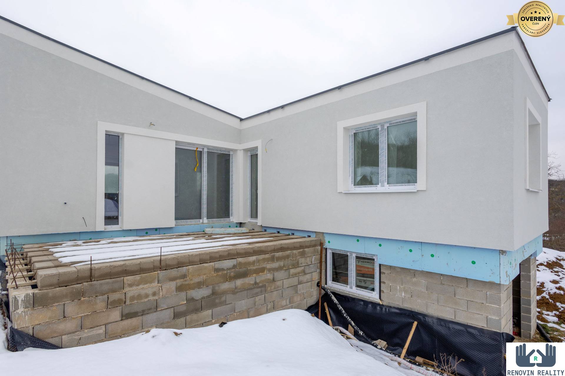 PRIESTRANNÝ RODINNÝ DOM – HONTIANSKE TESÁRE