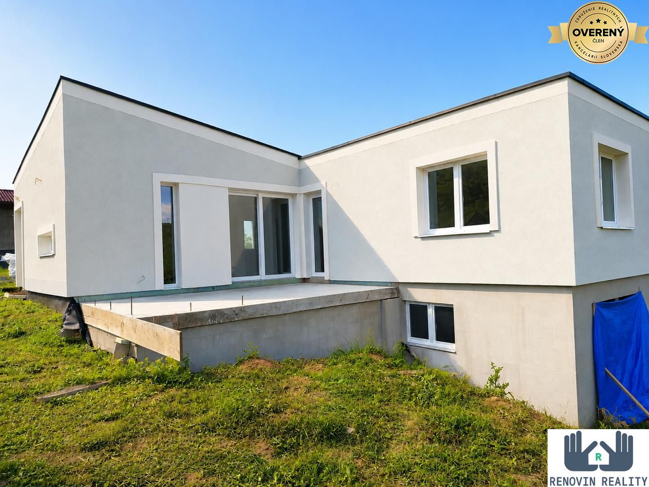 PREDAJ PRIESTRANNÝ RODINNÝ DOM – HONTIANSKE TESÁRE