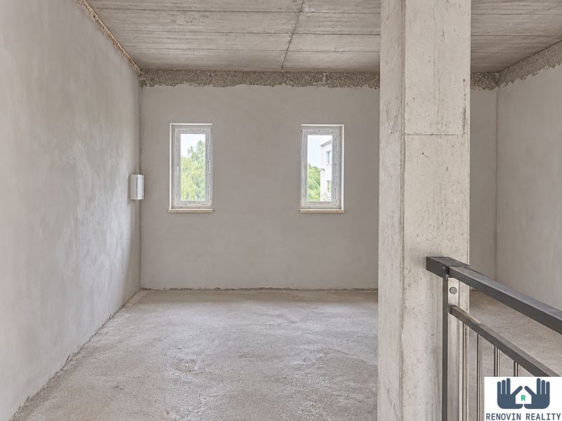 PRENÁJOM: Nebytový priestor na mieru s parkovanim, Novostavba Zvolen
