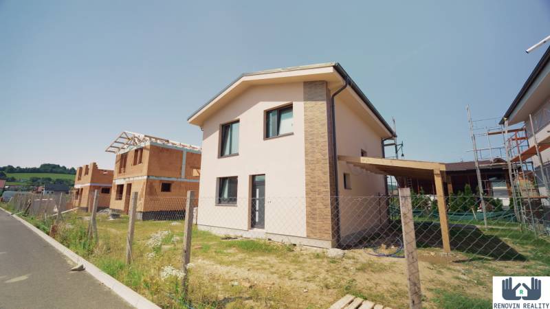  Novostavba rodinného domu Mních RD3 Kriváň 