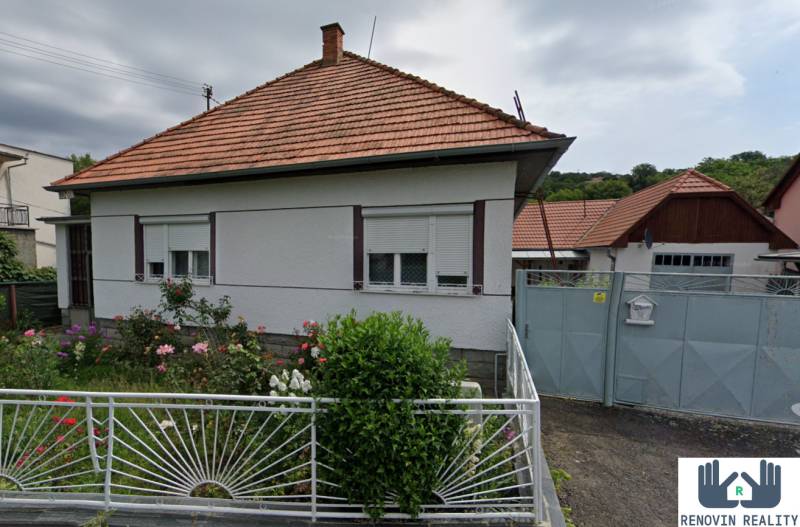 5 izbový rodinný dom s  prístavbou Krupina 