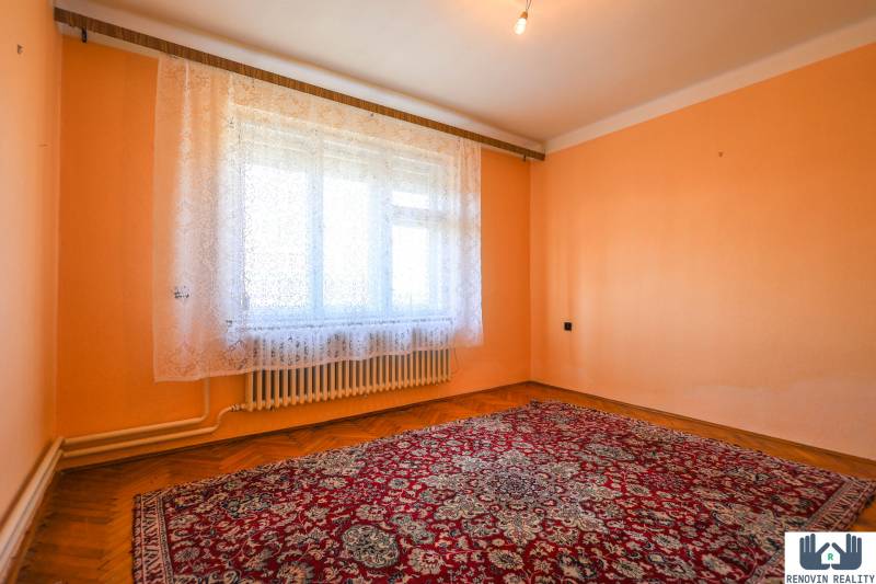 5 izbový rodinný dom s  prístavbou Krupina 