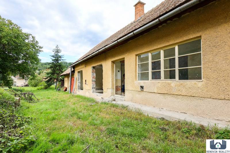 Rodinný dom na rekonštrukciu Hontianske Nemce 