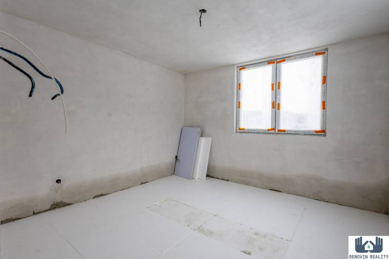  PRIESTRANNÝ RODINNÝ DOM – HONTIANSKE TESÁRE