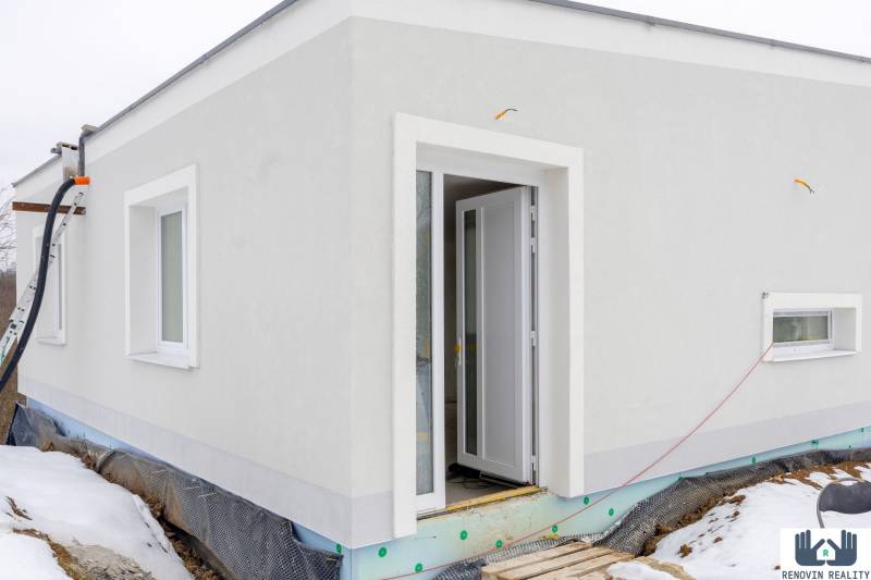  PRIESTRANNÝ RODINNÝ DOM – HONTIANSKE TESÁRE