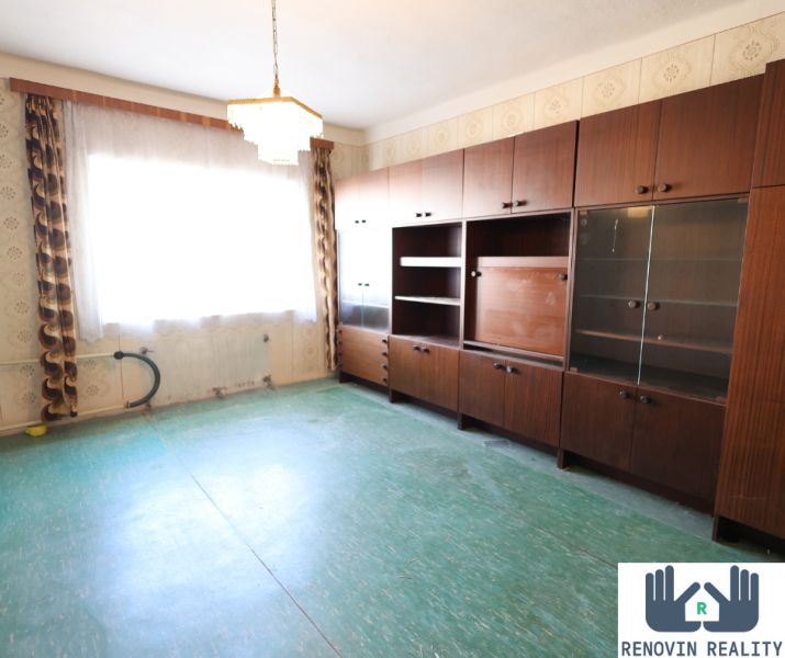 Predaj rodinny dom a kamenny dom na velkom pozemku, Zvolen-Lukové