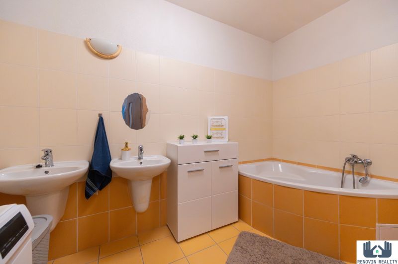 Veľký 3 izbový byt s terasou Detva – Štúrova na predaj 03273.jpg